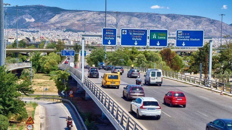 Будьте внимательныи не нарушайте ПДД, особено в Греции и Болгарии! Фото: соцсети