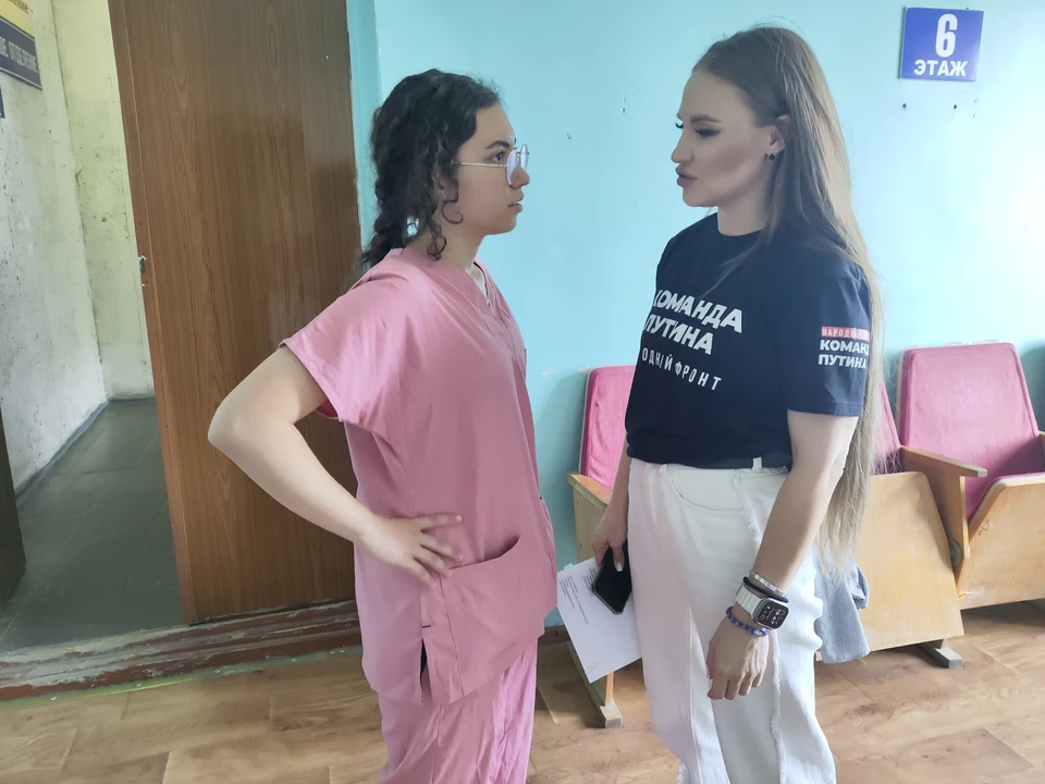 Татьяна Сафа с главой Народного фронта ЛНР Анной Ерёменко