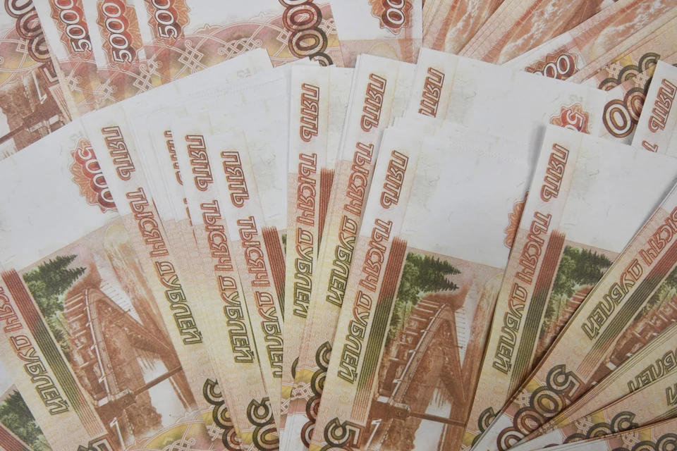 Продавец должен потребовать паспорт у покупателя, если его возраст вызывает сомнение.