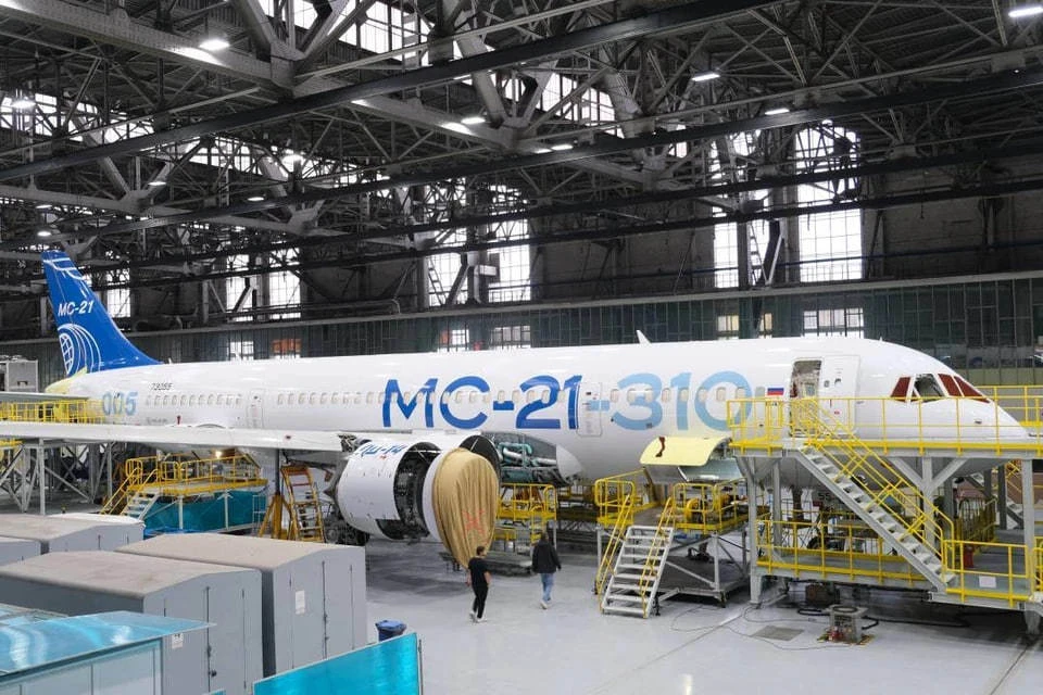 В России собрали уже 14 новых отечественных самолетов МС-21