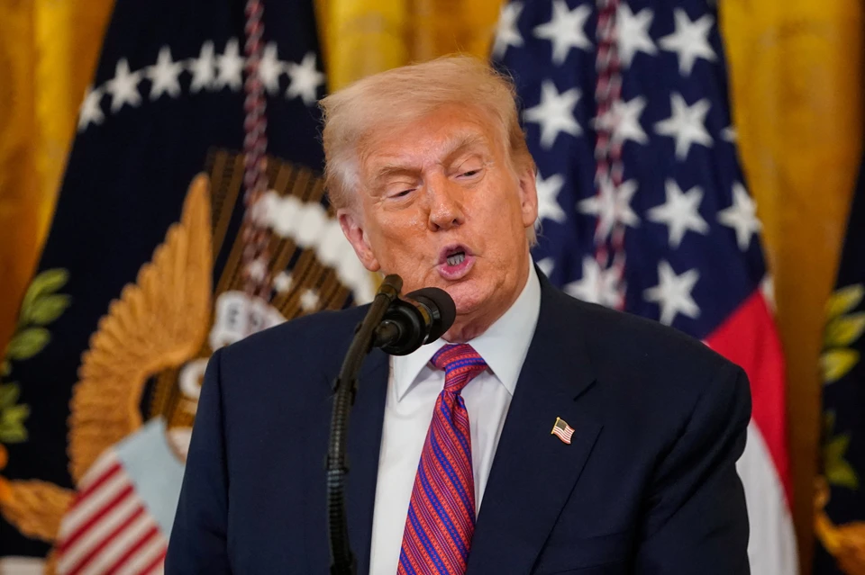 Трамп рассказал, что БРИКС быстро угасает после предупреждения ввести пошлины