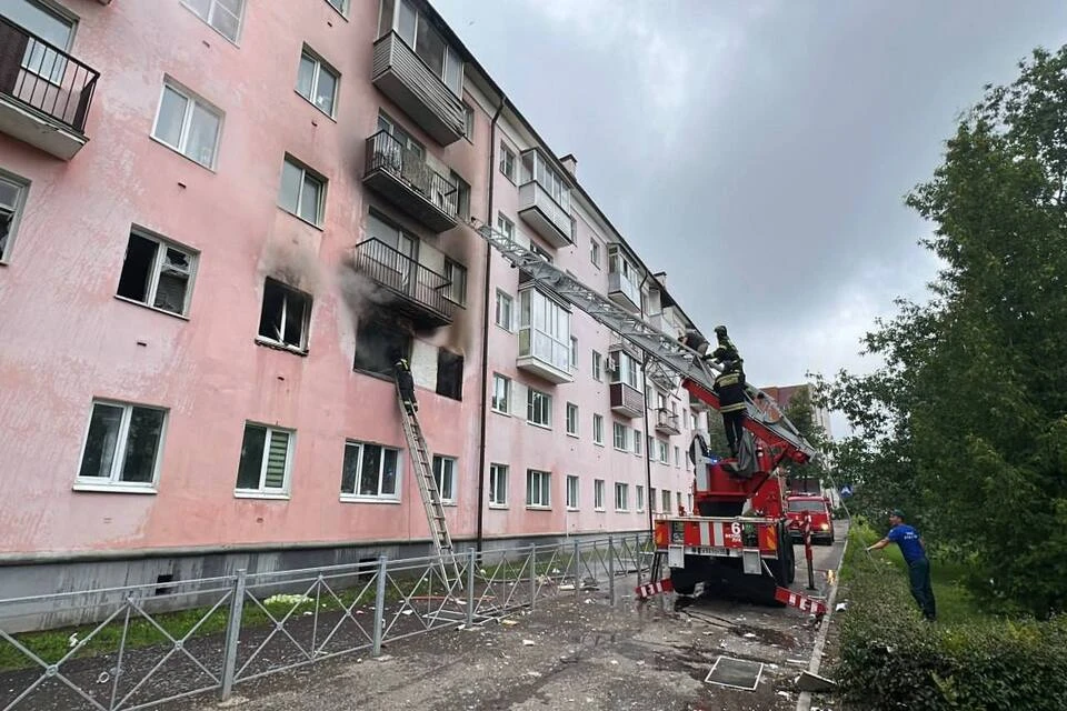 Четыре человека пострадали при взрыве газа в жилом доме в Великих Луках. Фото: Telegram-канал губернатора Псковской области Михаила Ведерникова