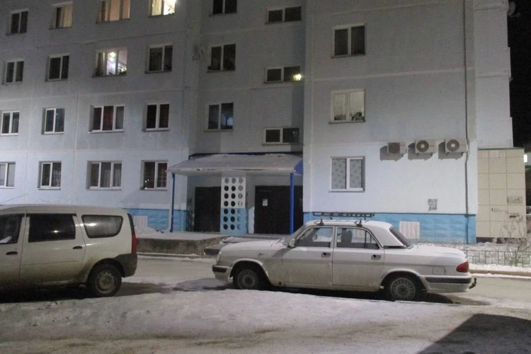 Представился полицейским и силой затолкал в машину: россиянин получил шесть лет колонии за похищение женщины и грабеж
