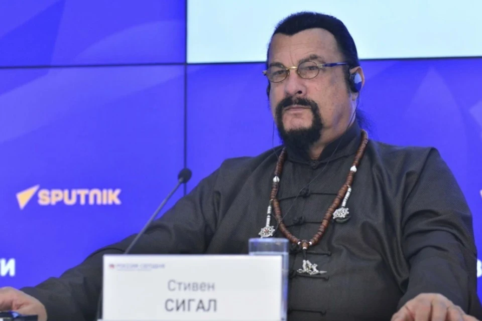 Актер Стивен Сигал отказался от своего последнего бизнеса в России