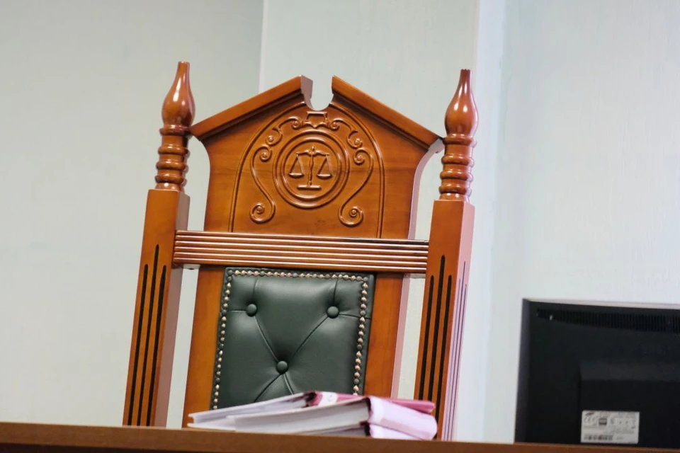 Мужчину также лишили прав и оштрафовали на 200 тысяч рублей
