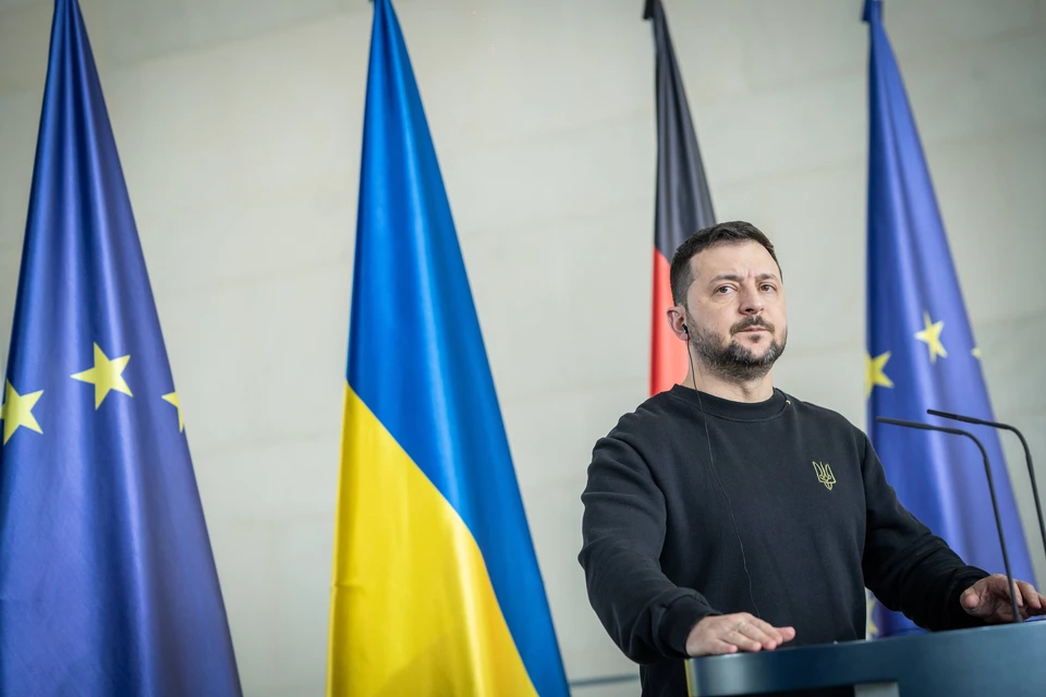 Украина рискует проиграть конфликт с РФ из-за ликвидации НАБУ Зеленским