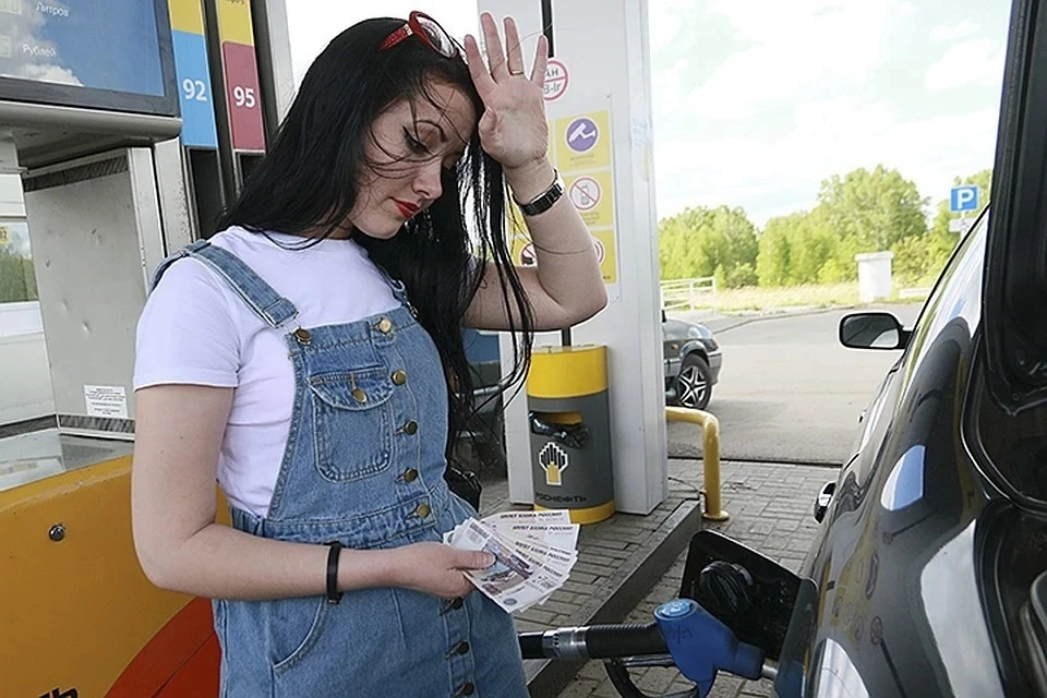Как изменятся цены на бензин в России в августе: экономист озвучила прогноз