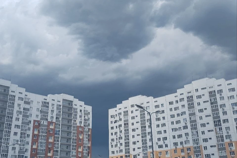 Жара отступила. В дневные часы воздух прогреется до +19, +24 градусов.