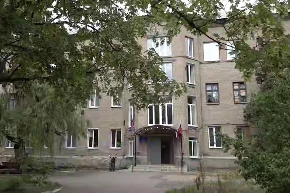 Файзуллин и Пушилин постели горбольницу №25 в Кировском районе Донецка. Фото: ТГ/Пушилин