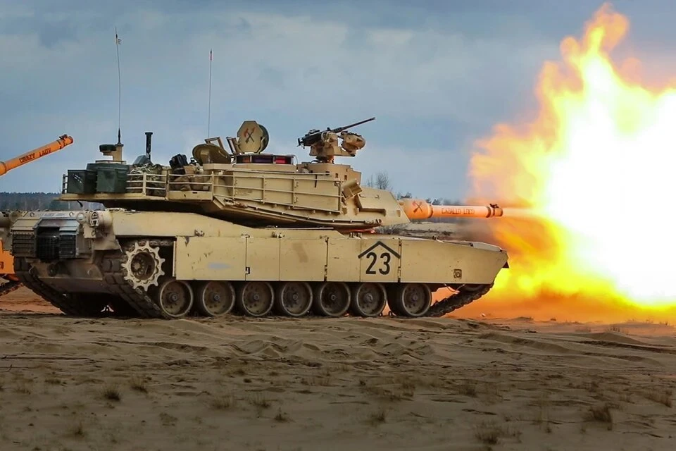 Гощиньский: Польша не способна обслуживать двигатели купленных в США Abrams