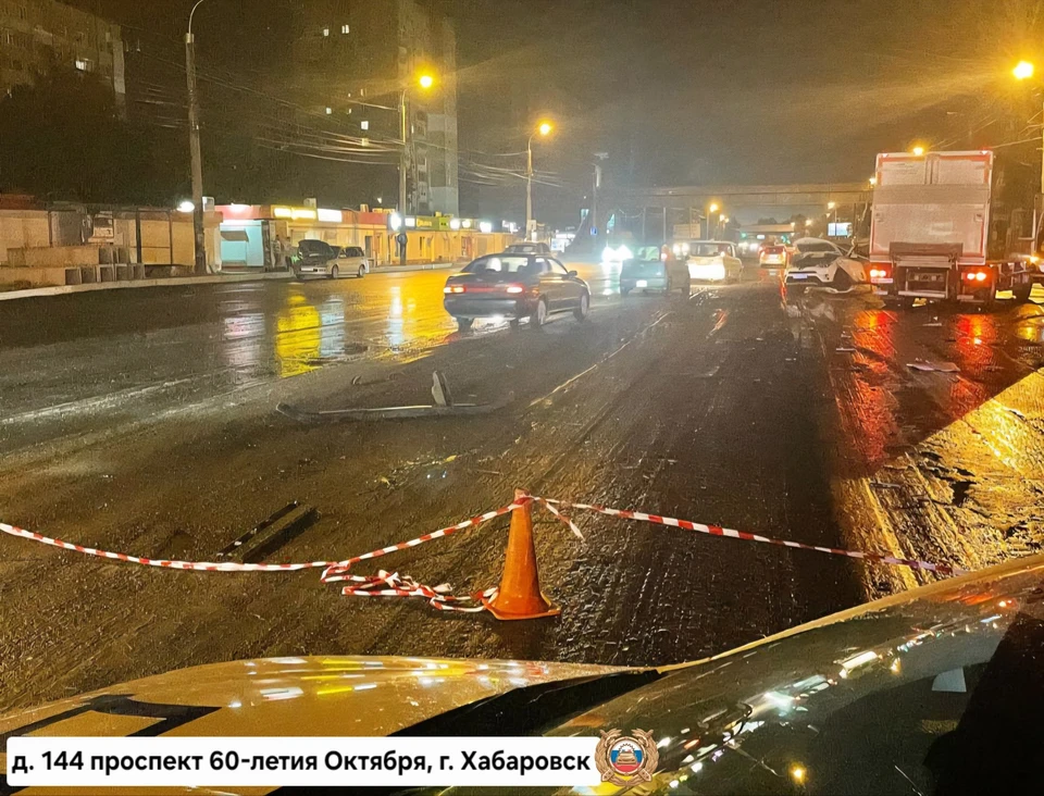 В Хабаровске в ночном ДТП погибла водитель Toyota RAV4 Фото: ГАИ Хабаровска