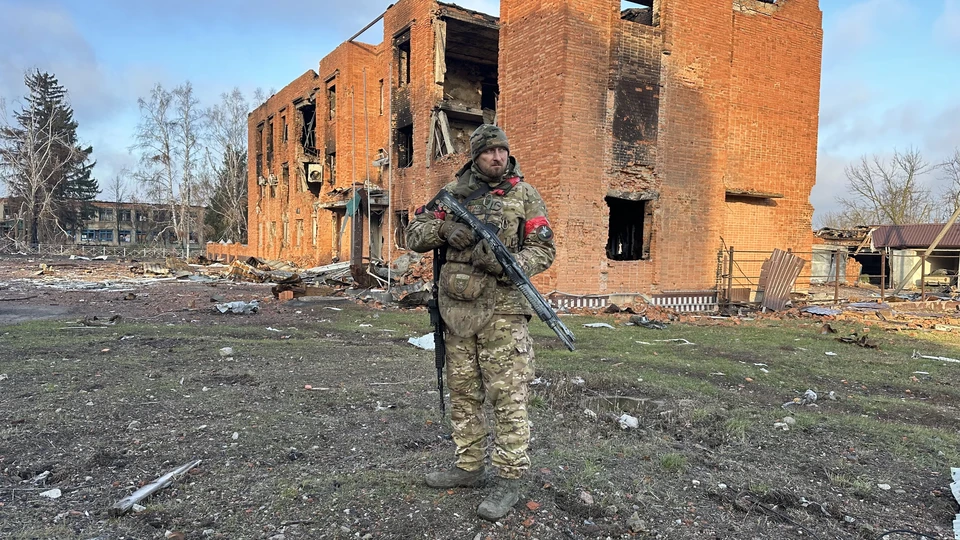 Водолацкий заявил, что российским войскам все равно удается постепенно подходить к Константиновке