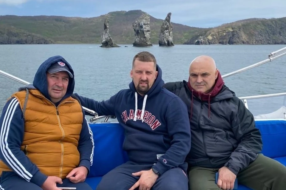 Топ-менеджер с семьей из Твери пропали после землетрясения на Камчатке. Фото: https://vk.com/afanasyholding