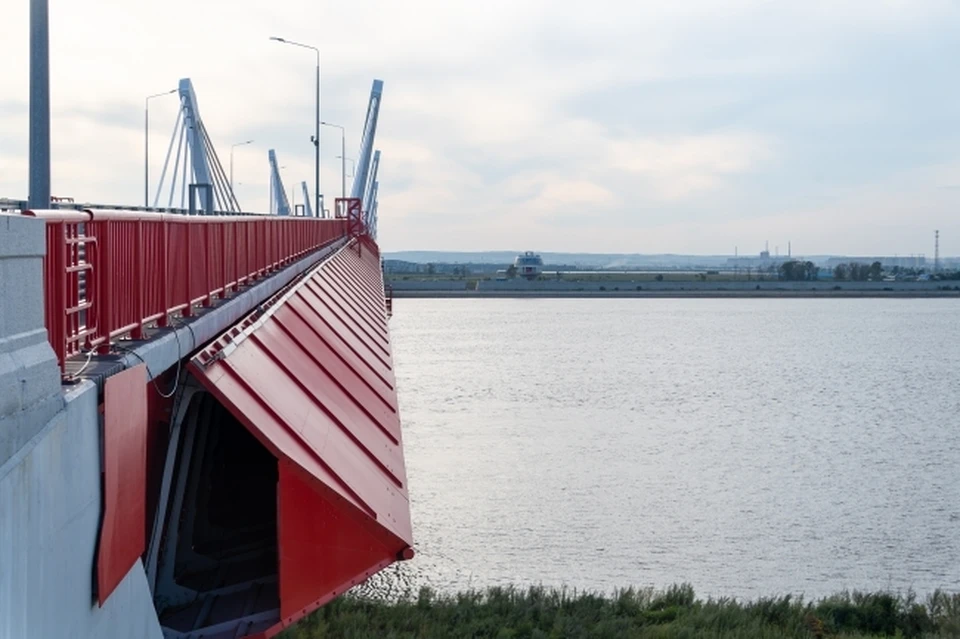 Мост через реку Сын в Пермском крае временно закрыли из-за аварийного состояния