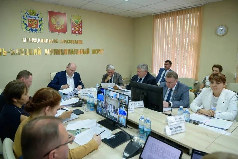 ЕДДС названных муниципалитетов получат дотации в 300 тысяч рублей, 200 тысяч рублей и 100 тысяч рублей соответственно