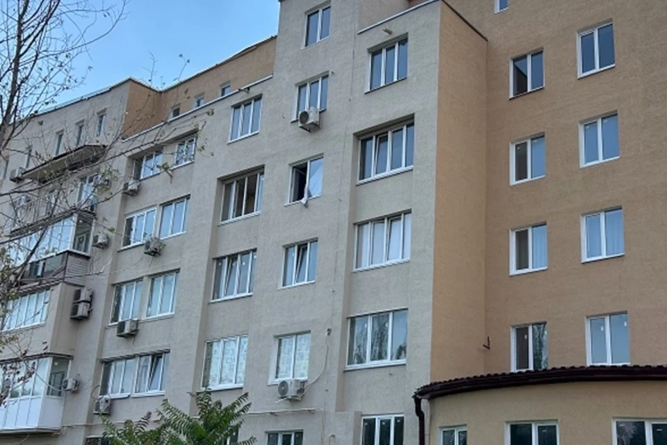 В Мариуполе восстановили 12-подъездный дом на улице Зелинского. Фото: РКС-НР