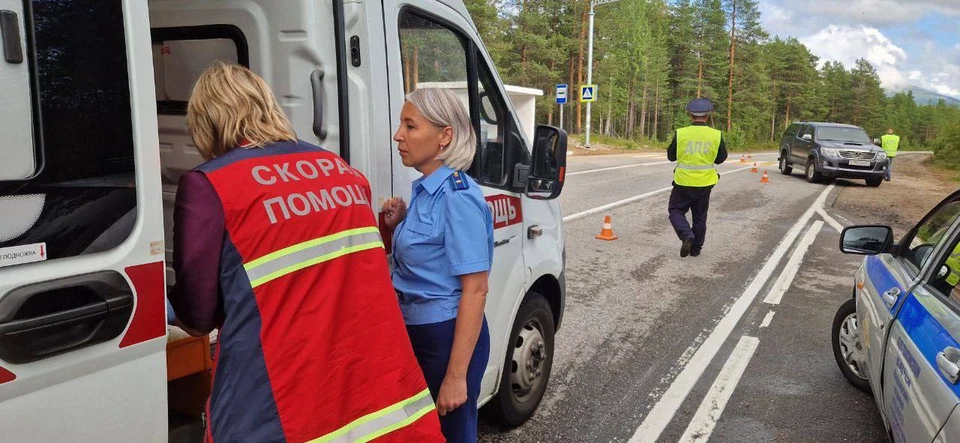 Обе пострадавшие были доставлены в медучреждение. В настоящее время их жизни и здоровью ничего не угрожает. Фото: Прокуратура Мурманской области