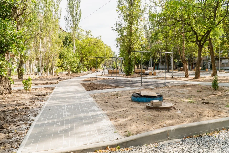 В городе приводят в порядок улицы. Фото - тг-канал Сергея Золотарева