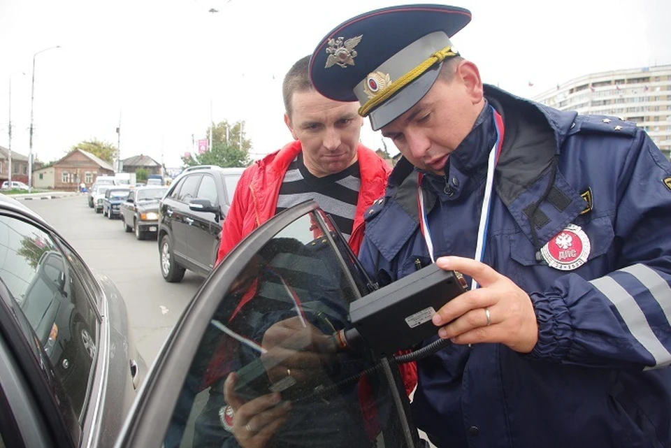 Сейчас светопропускаемость должна быть не менее 70% процентов