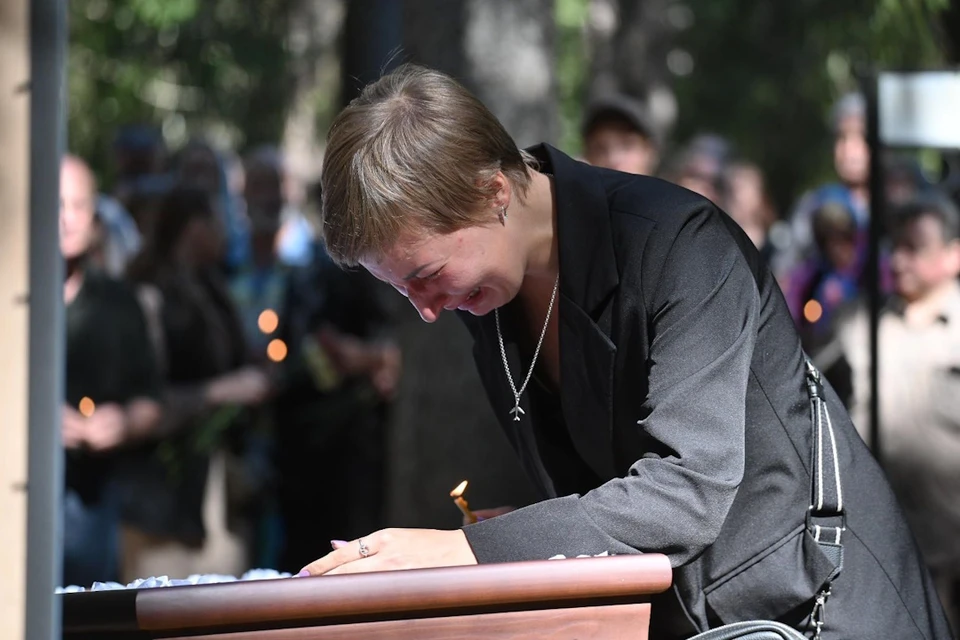 Ивана Краско похоронили на кладбище в Комарово.