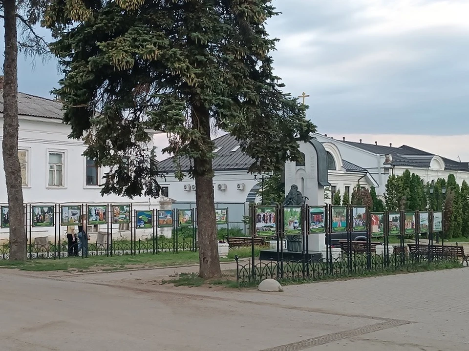 Памятник Макарию Калязинскому. Фото: администрация Калязинского района.