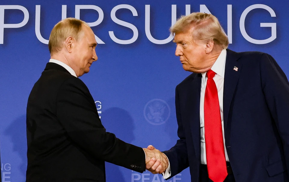 Трамп и Путин держали интригу на переговорах на Аляске