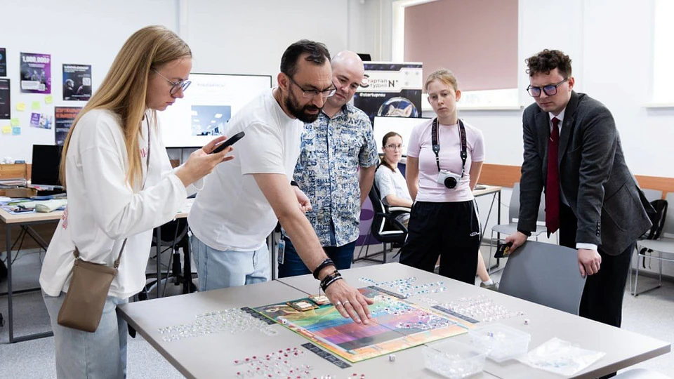 Новосибирский университет выиграл федеральный грант на создание стартап-студии. Фото: Правительство НСО