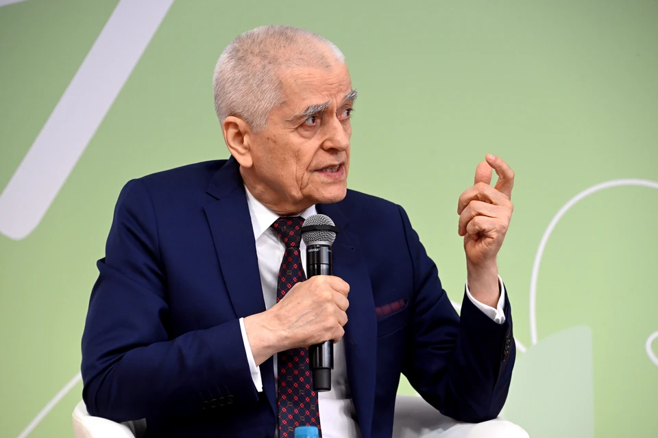 Геннадий Онищенко: Европейская элита мечется, как перепуганные воробьи
