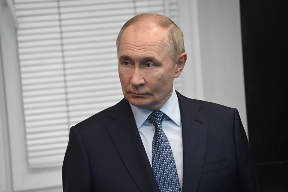 Путин поручил разместить аптечки в людных местах в новых регионах РФ