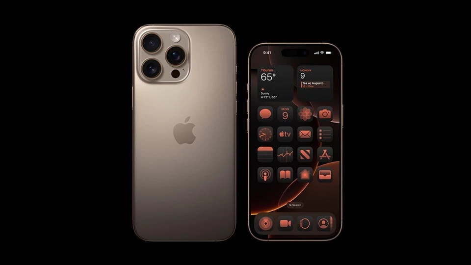 Горелкин допустил появление RuStore в смартфонах Apple до конца года Фото: Apple