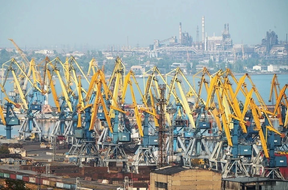 Основной номенклатурой груза Мариупольского порта являются металл, уголь и зерно