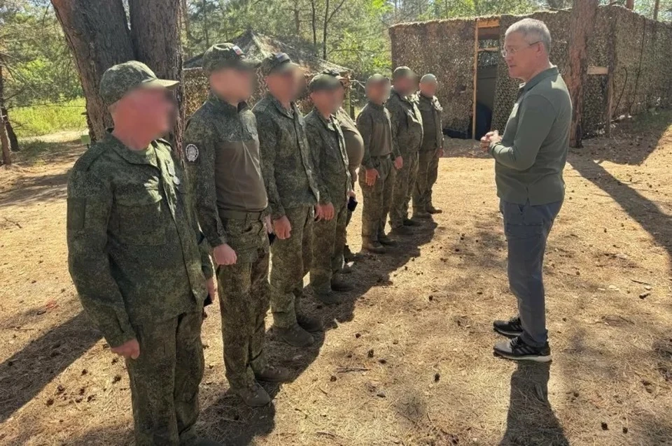 Глава Башкирии Радий Хабиров встретился с военнослужащими полка «Башкортостан».