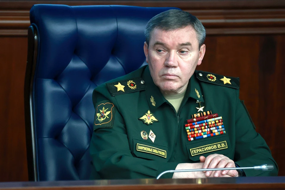 Путин наградил начальника Генштаба РФ Герасимова орденом Мужества Фото: Сергей Фадеичев/ТАСС