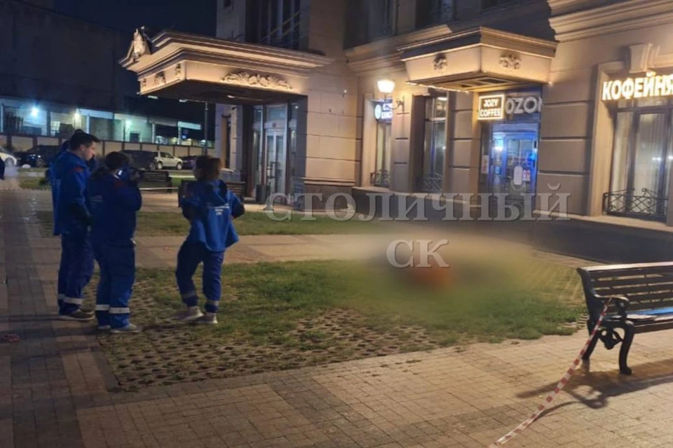 В Москве врача скорой помощи нашли мертвым по адресу, куда он прибыл к пациенту