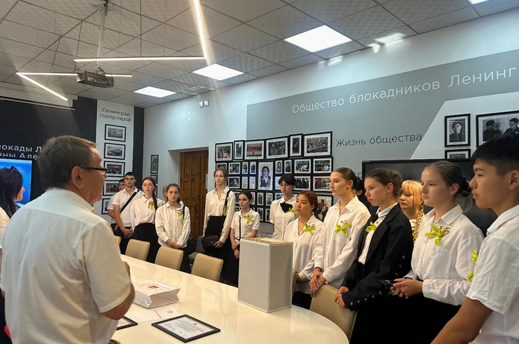 В Бишкеке прошла акция «Эхо блокады»