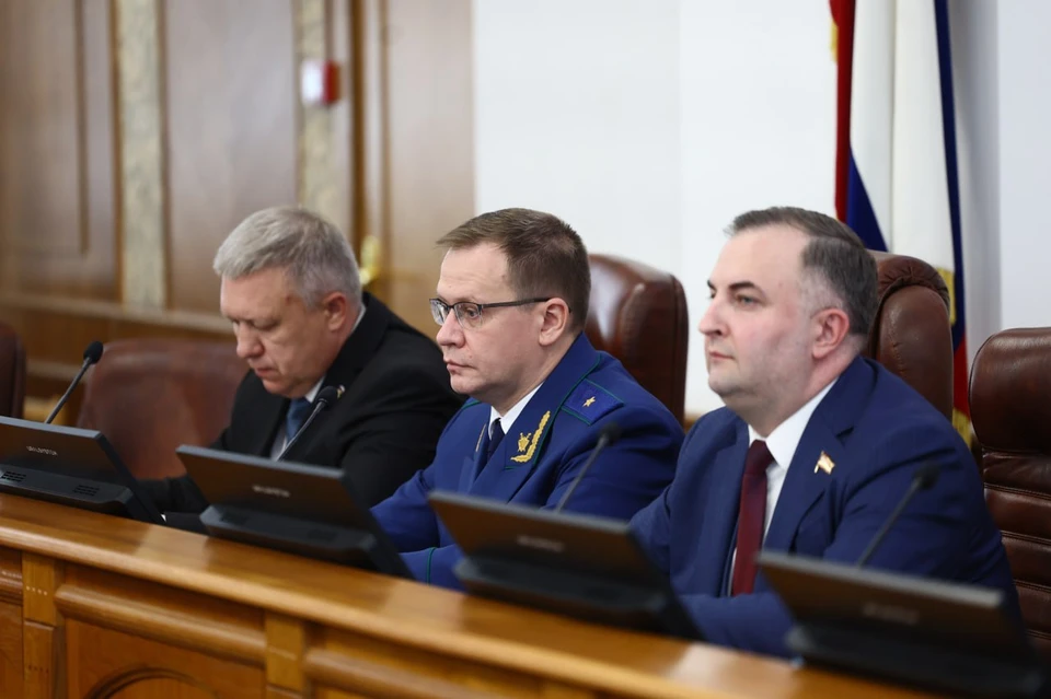 Депутаты седьмого созыва провели последнее заседание. Фото: пресс-служба правительства Челябинской области.