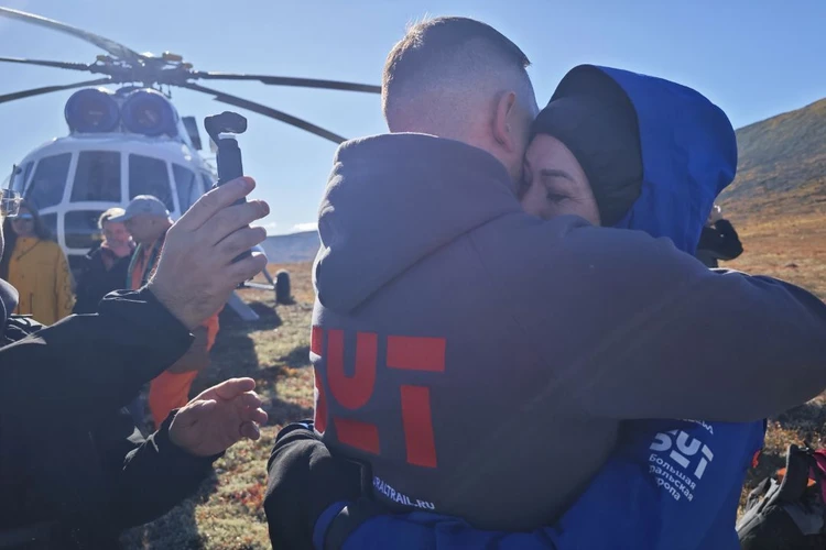 «Было очень много слез»: жительница Миасса завершила пеший поход до перевала Дятлова длиной 2300 км