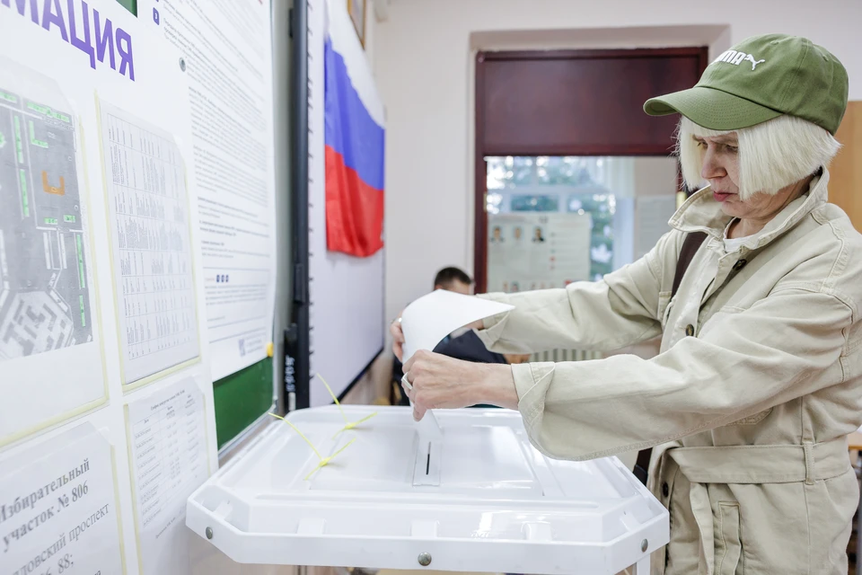 В некоторых субъектах РФ начался последний день выборов