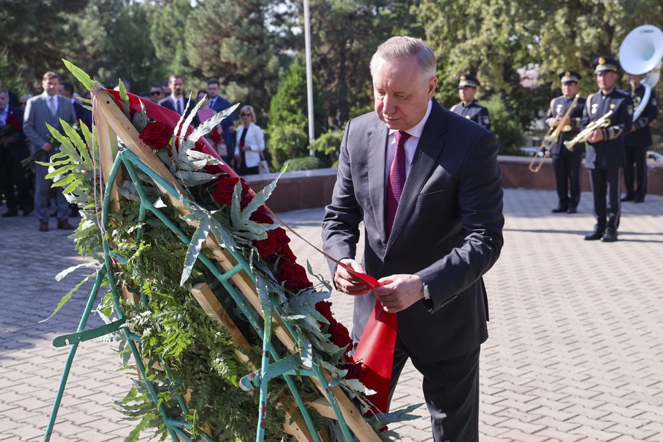 Петербургская делегация посетила Узбекистан. Фото: www.gov.spb.ru