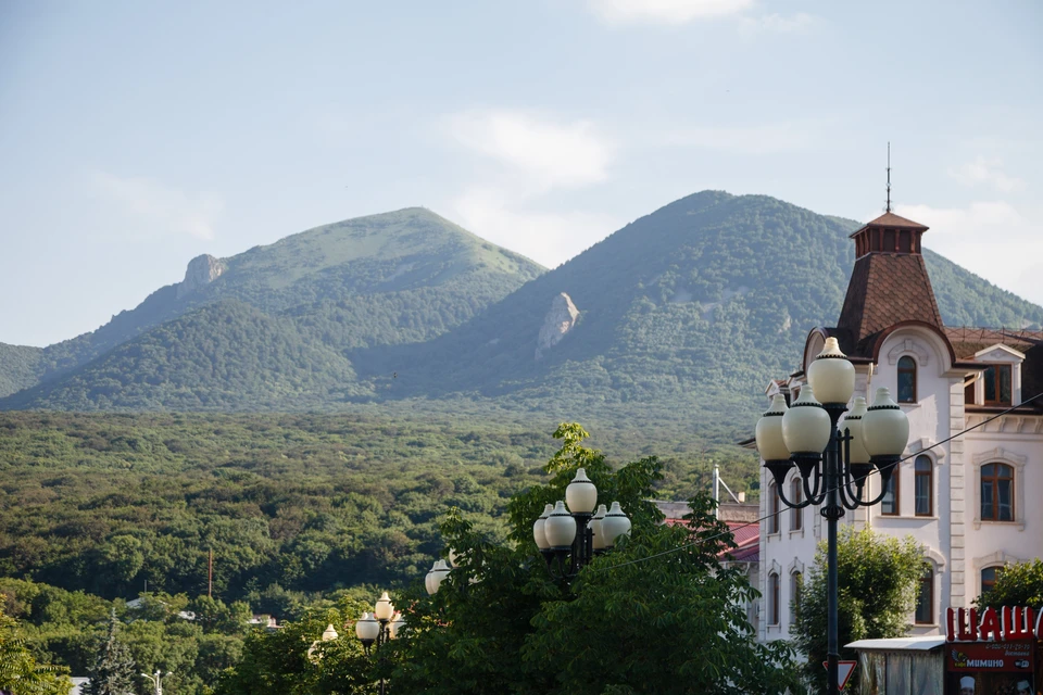 Из-за сильного ветра в Железноводске временно закрыли теренкуры