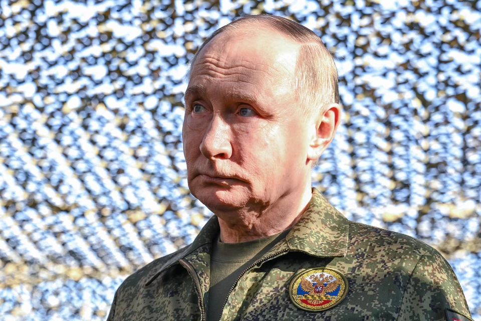 Путин на английском поблагодарил зарубежных наблюдателей на учениях «Запад-2025». Фото: Фото: Сергей Бобылев/POOL/ТАСС.