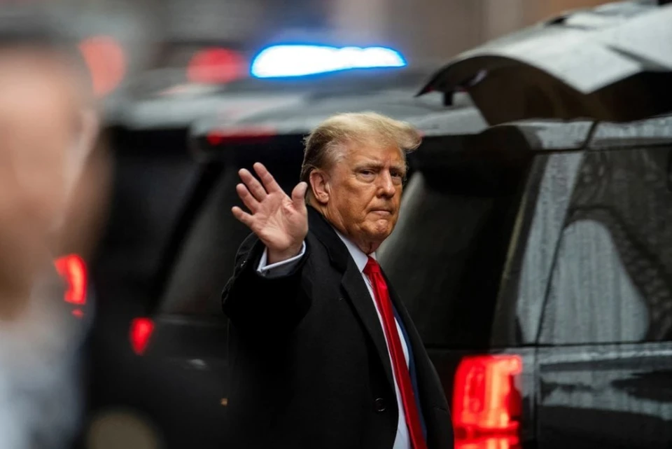 В Британии начались протесты перед визитом Трампа в страну