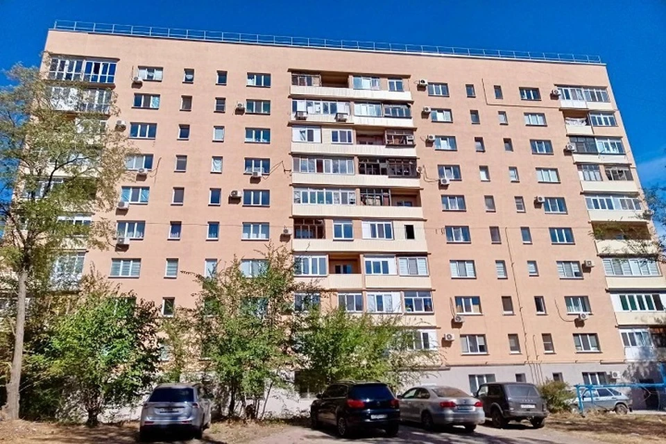 Липецкие строители завершают восстановление многоэтажки в Мариуполе. Фото: АГО Мариуполь