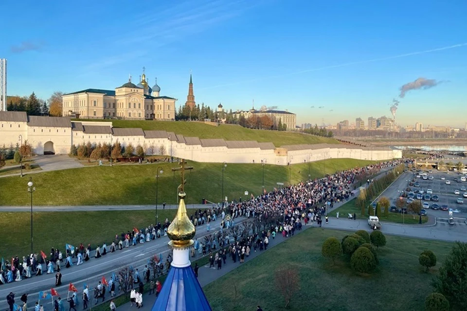 Ограничения начнут действовать с 07:00 и будут поэтапно сниматься по мере прохождения колонны. Фото: татарстанская митрополия