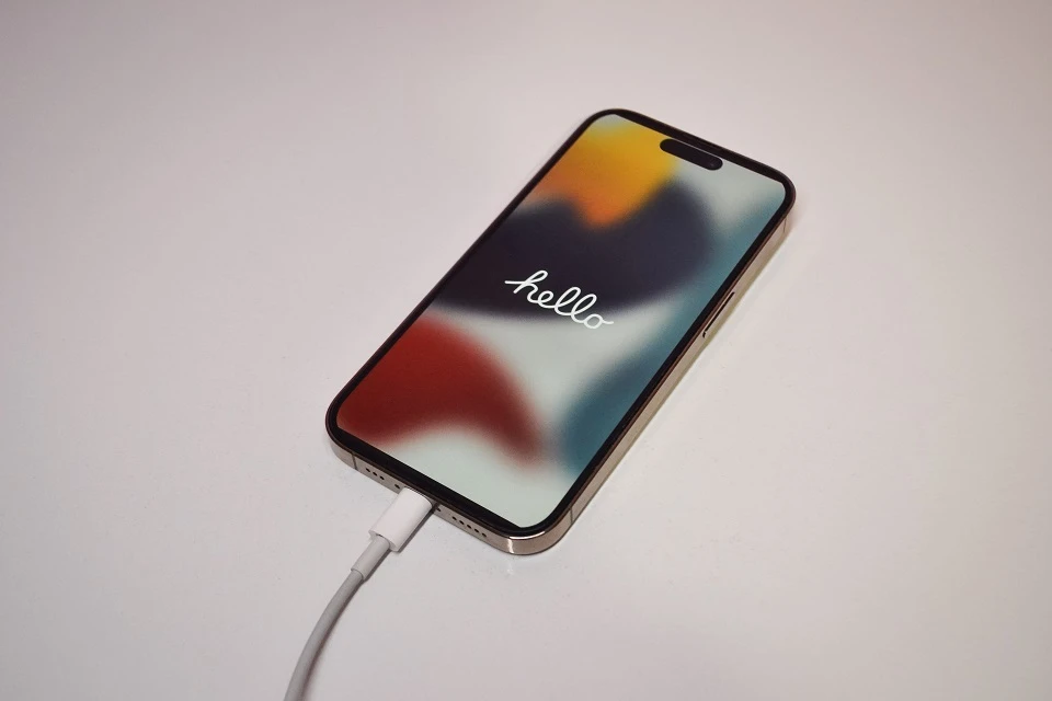 В Крыму начали оказывать психологическую помощь по телефону