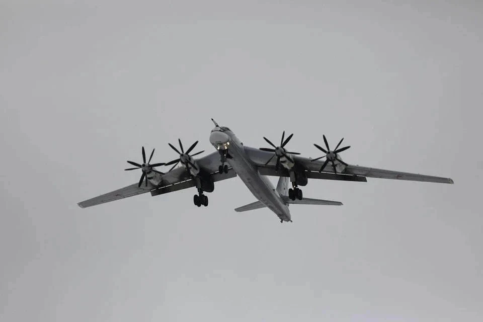 США заявили, что отследили четыре самолета РФ над международными водами у Аляски