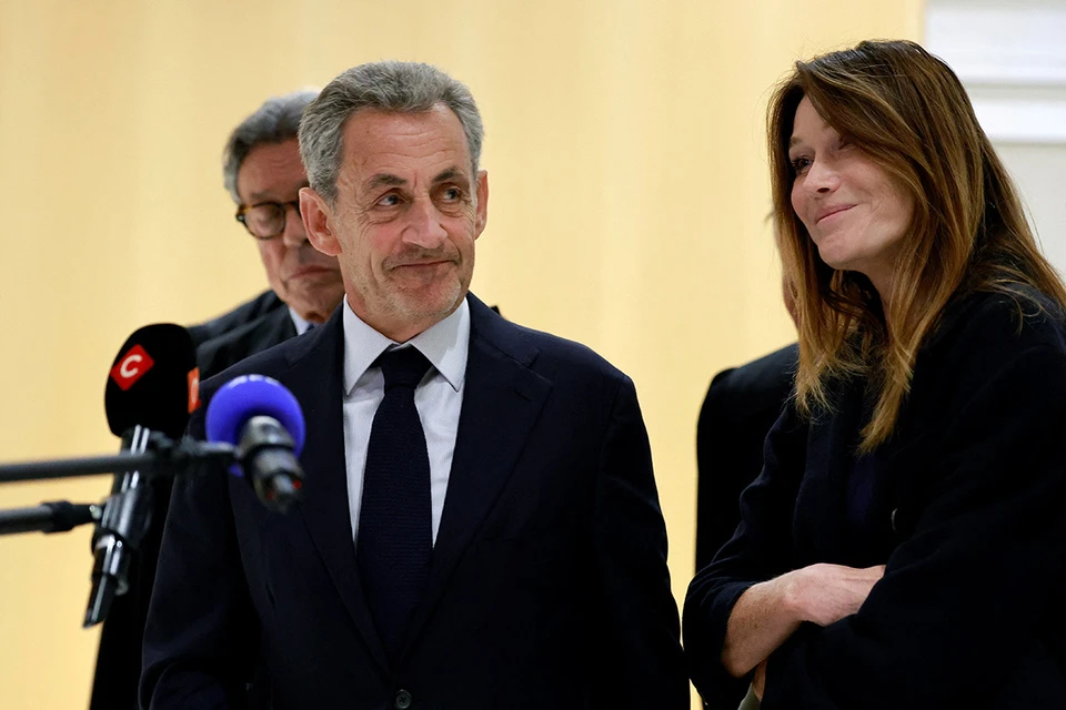 Бывший президент Франции Николя Саркози и его супруга Карла Бруни могут оказаться за решеткой