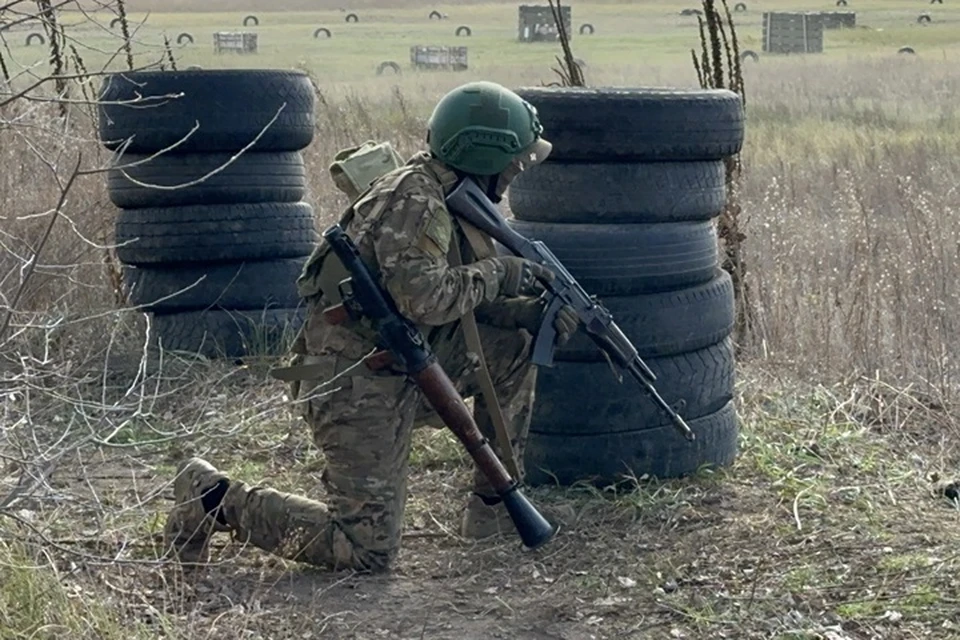 ВС РФ за неделю освободили 2519 зданий в Кировске в ДНР (архивное фото)