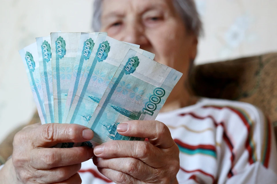 Средний размер страховых пенсий по старости в следующем году вырастет до 27,1 тысячи рублей. Фото: Oleg Elkov/Shutterstock/Fotodom