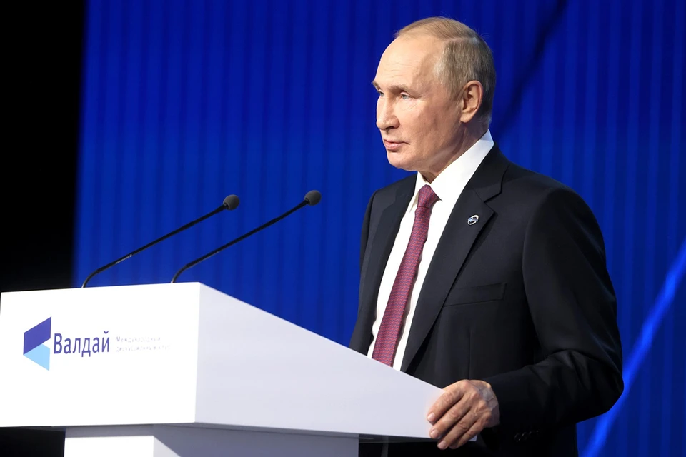 Президент РФ отметил, что в ряде случаев предпочитает воздержаться от действий во избежание последствий